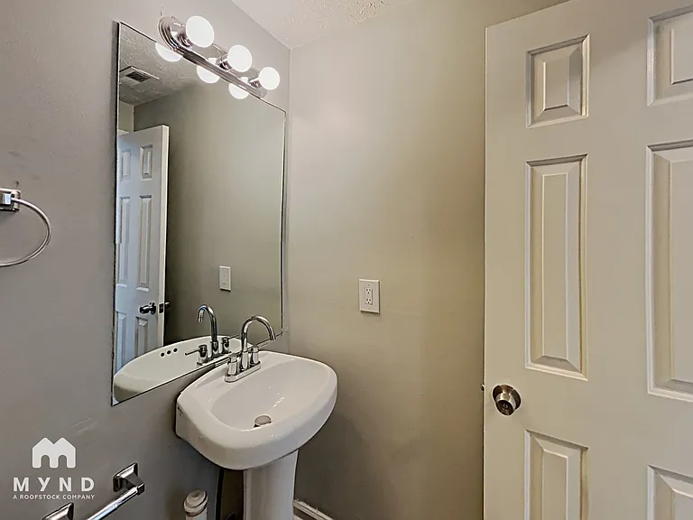 2079 Sugar Creek Falls Ct SE — Photo 13