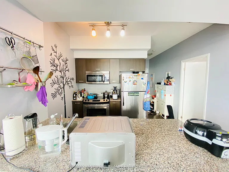 832 Bay St #1603 — Photo 8