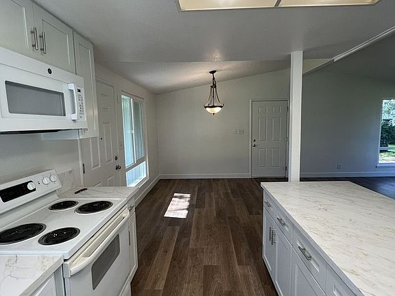 2nd image of 5001 Donovan Dr