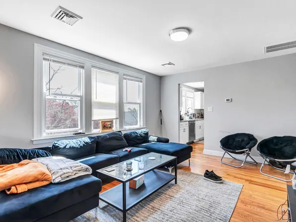 4 Sheldon Ter #3, New Haven, CT 06511