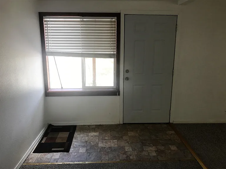 3262 Mid Way Rd — Photo 5
