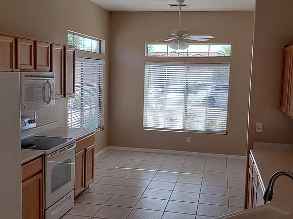 4th image of 4254 E Cassia Ln