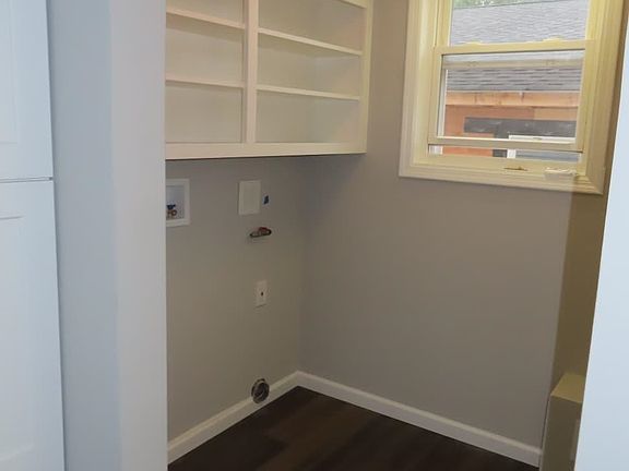 4th image of 631 2nd Ave Floor 2
