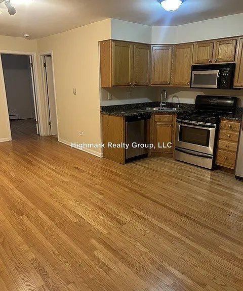 4056 N California Ave #2C — Photo 2