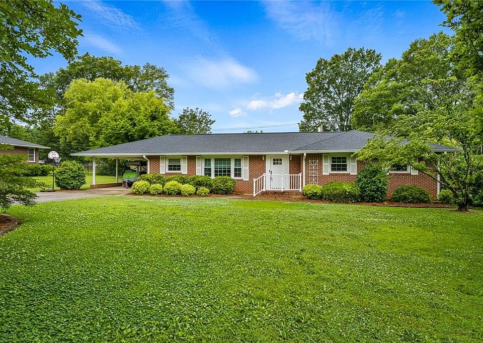 2011 College Ave, Anderson, SC 29621 Zillow