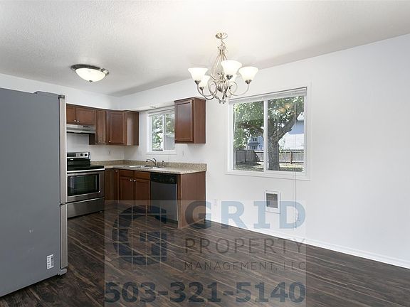 5th image of 2803 SE 125th Ave