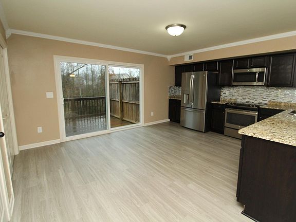 4th image of 2291 McCormick Ln #A