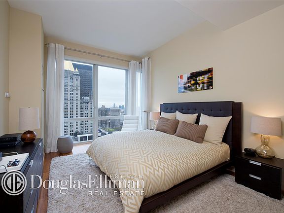 4th image of 39-45 E 29th St #2B