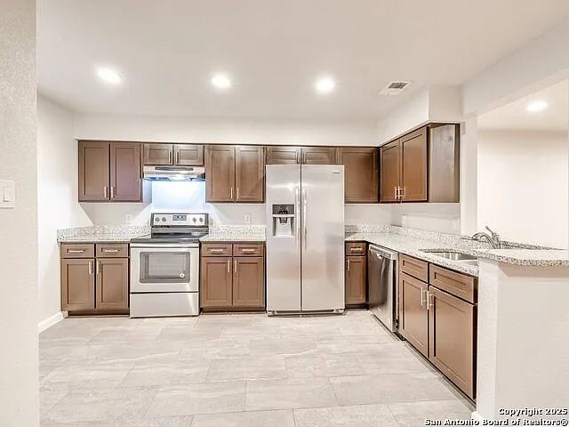 100 Lorenz Rd #1504 — Photo 19