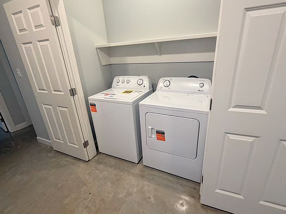 5th image of 2601 Hazel St #E2
