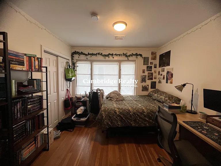 52 Raymond Ave — Photo 13