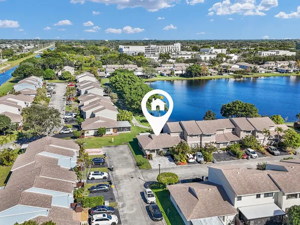 5347 Tennis Lane #5347, Delray Beach, FL 33484