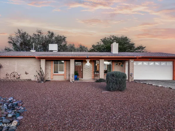 8450 E Marlena Cir S, Tucson, AZ 85715