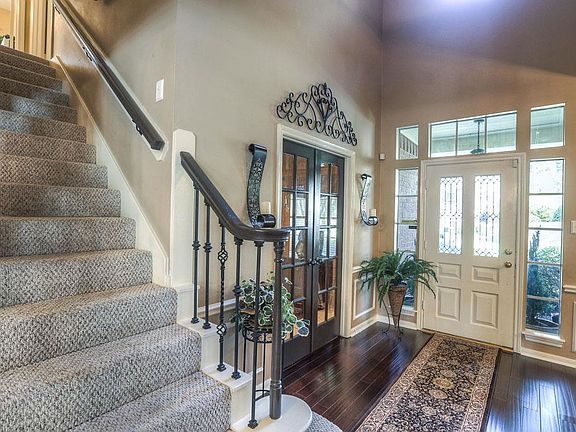 5th image of 4007 Spruce Valley Dr