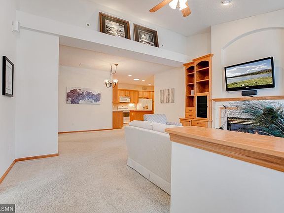5th image of 12030 Vermillion St NE Unit D