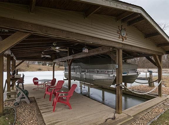 3rd image of 848 Newport Bay Dr