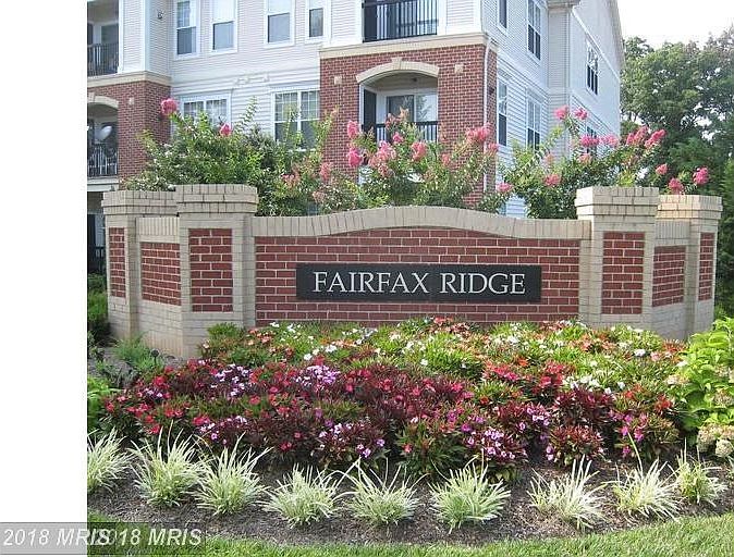 Convenient to rte. 66, LOCATION! LOCATION!