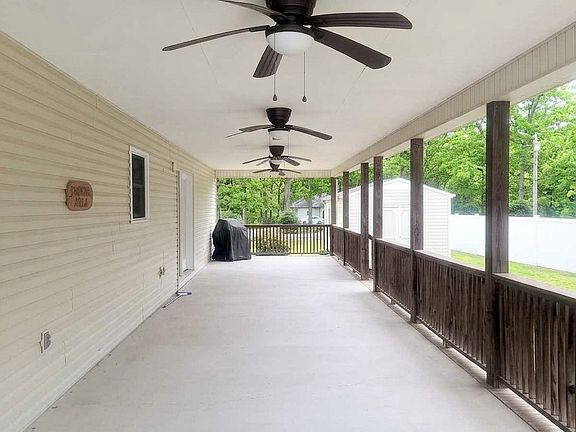 4th image of 38 Murray Lake Dr