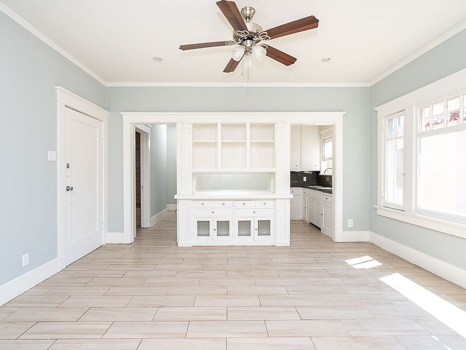 1st image of 134-140 Bonito Ave #136