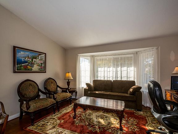 5th image of 39438 Cottontail St