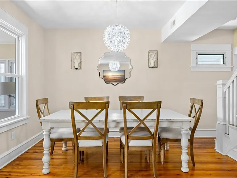 127 N Princeton Ave — Photo 18