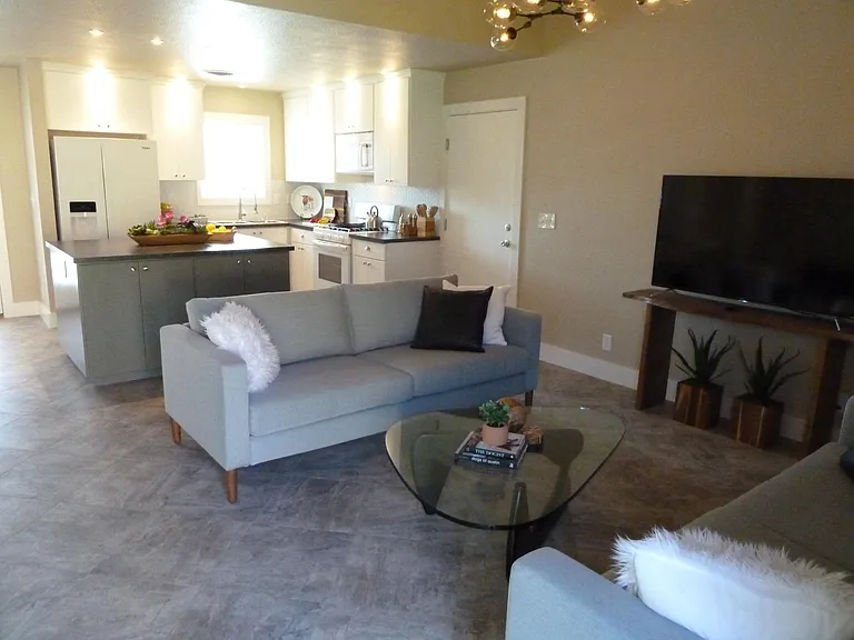 6802 La Salle Dr — Photo 11