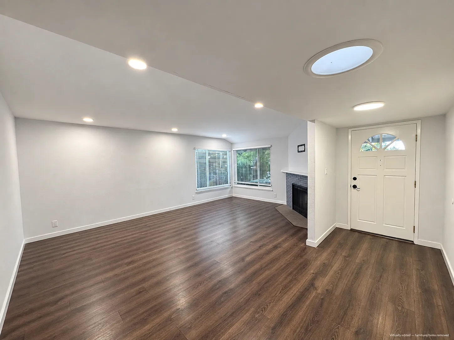 3 bed, 1565 sqft, $5,450 — Photo 2