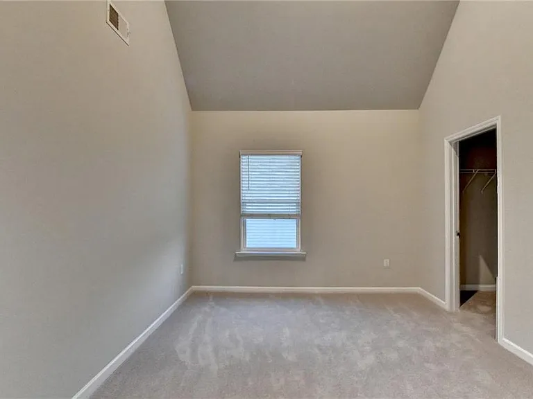 461 Paxton Ln — Photo 43