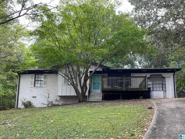 2401 Debbie Dr, Birmingham, AL 35215