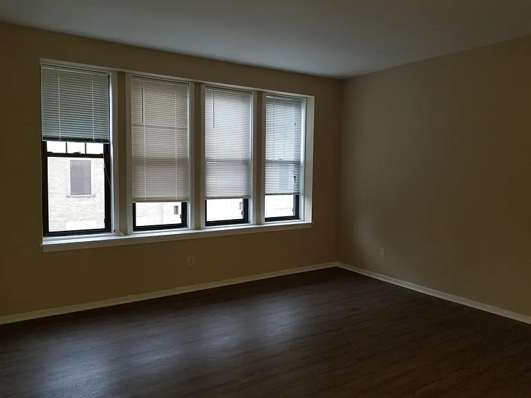 6221 Delmar Blvd #302 — Photo 8