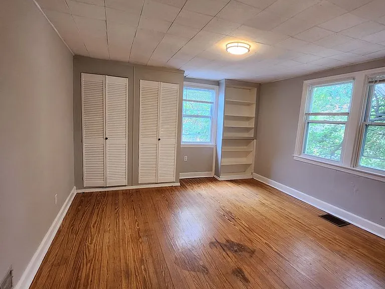 382 S Cleveland Ave — Photo 2
