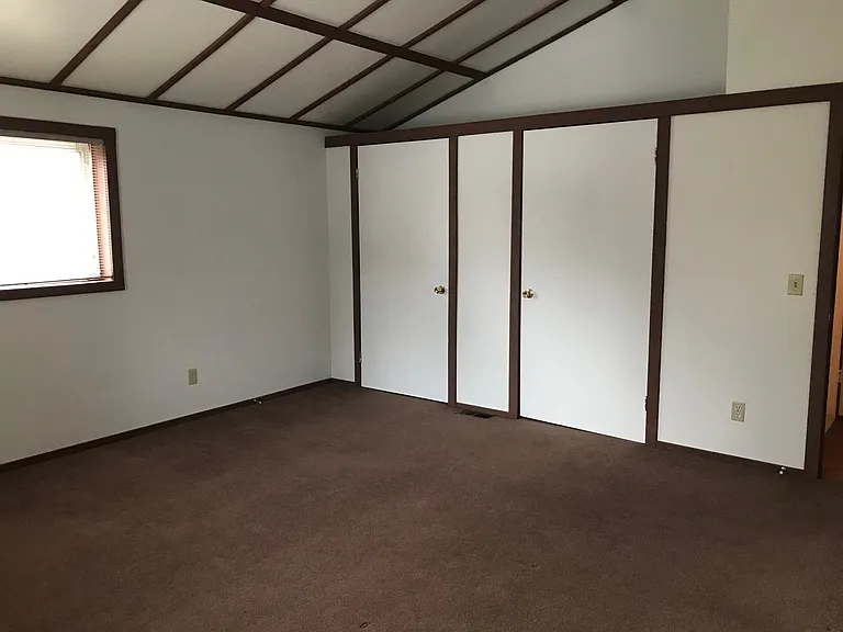 601 S Anderson St — Photo 13