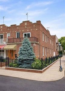 1721 Benson Ave Floor 2, Brooklyn, NY, 11214