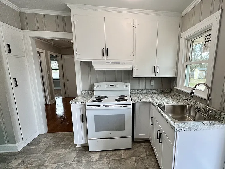 1111 Crawford St S #1113 — Photo 2