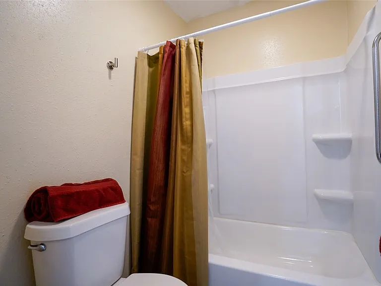 6702 Everhart Rd E #102 — Photo 10
