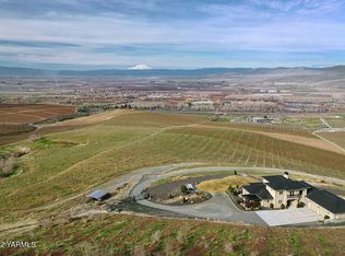 109 Gangl Rd, Zillah, WA 98951