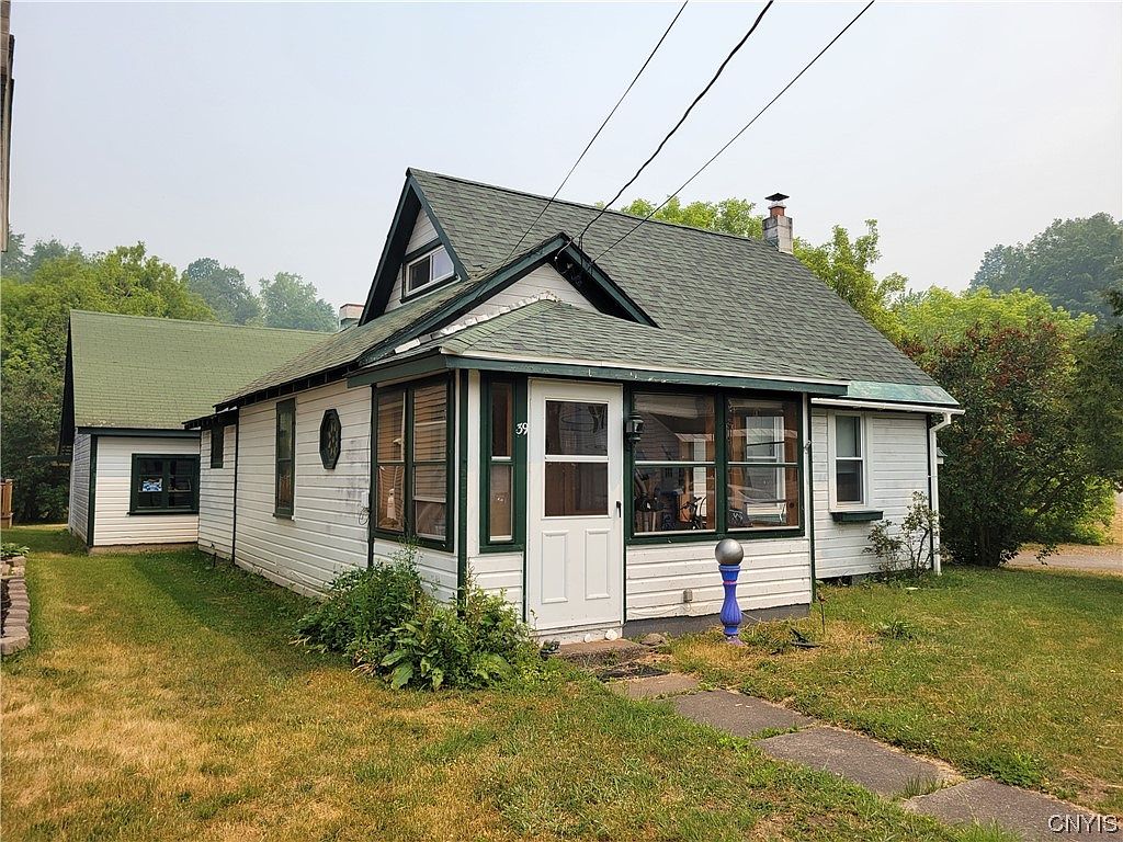 39 Clyde St, Earlville, NY 13332 Zillow