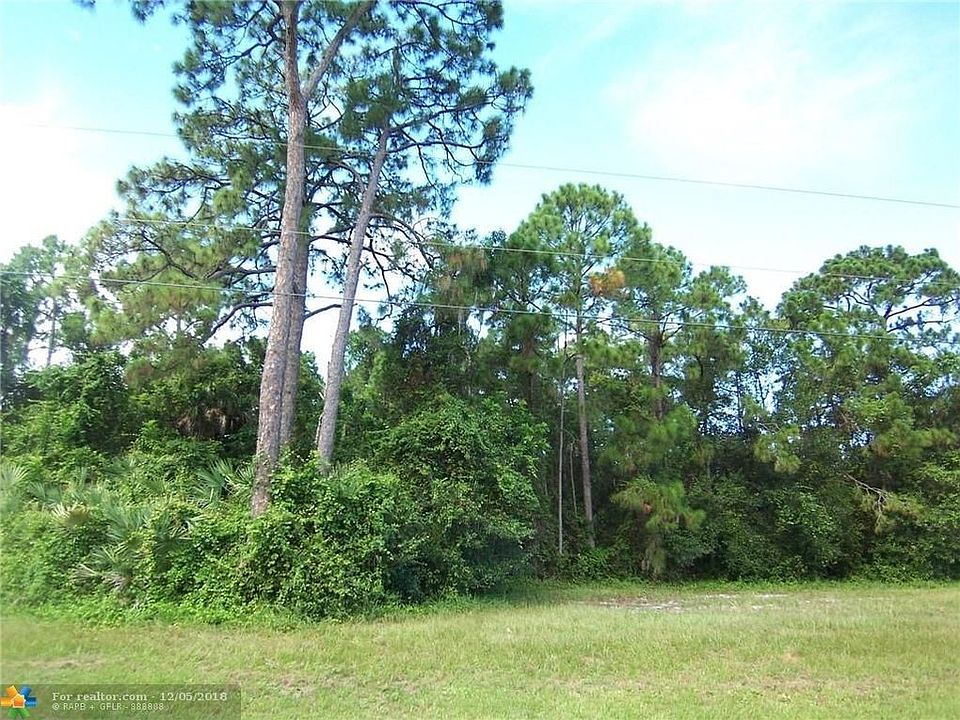 1st image of 3352 SW Holly Ln
