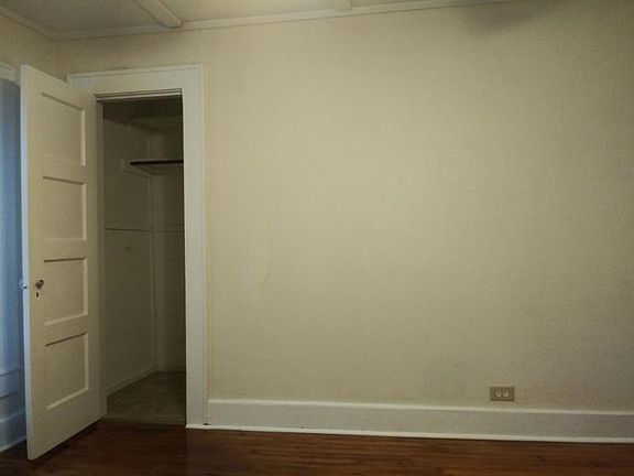 5th image of 608 Price St APT 2