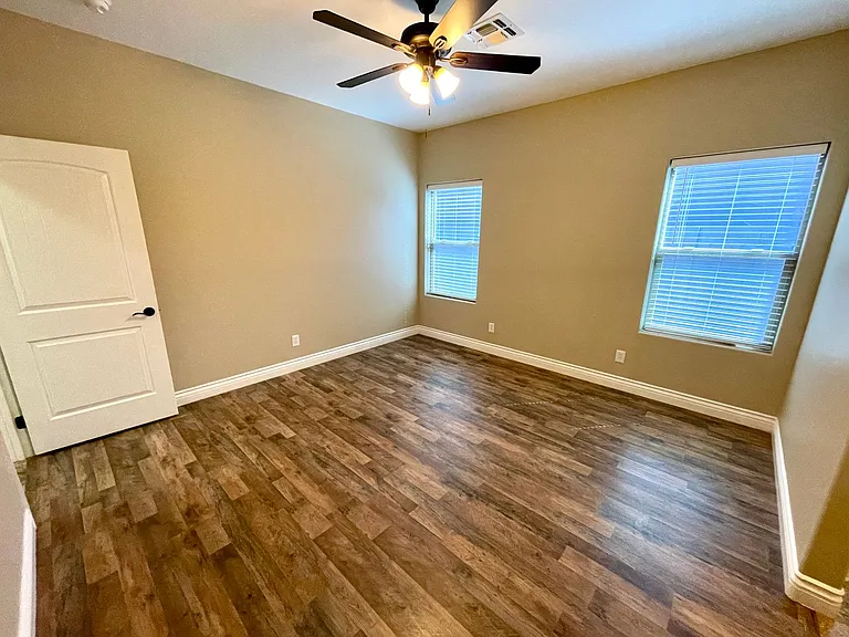 2448 Cliff Rose Way — Photo 29