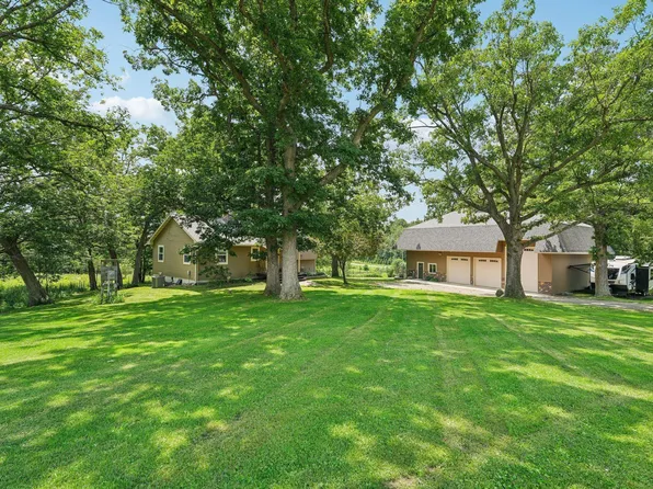 3 3rd Ave, Clear Lake, WI 54005