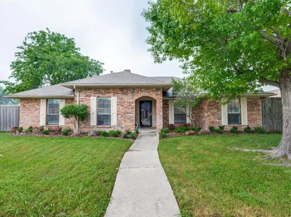 2222 Old Mill Rd, Carrollton, TX 75007