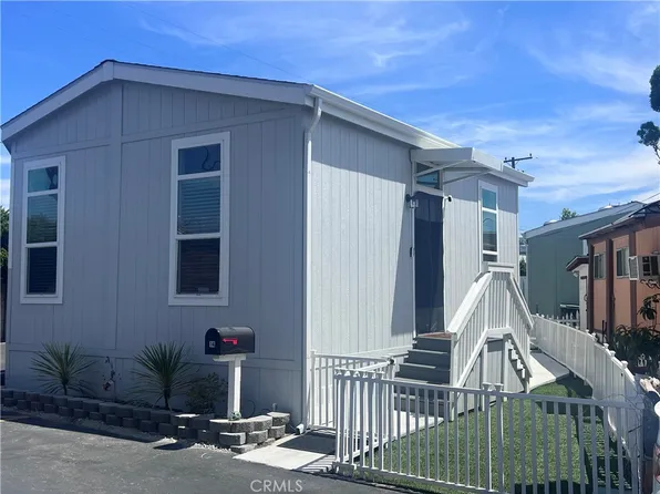 2767 W 1st St Spc 14, Santa Ana, CA 92703