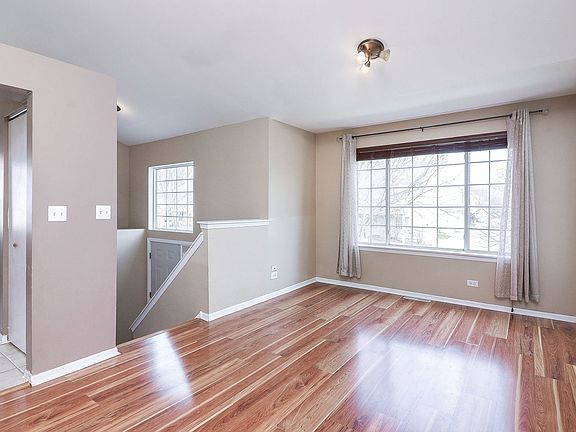 3rd image of 701 Hidden Creek Ln #701