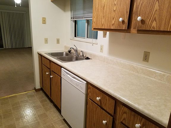 2nd image of 27034 Heatherford Dr APT 1