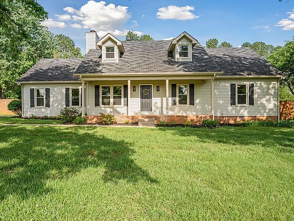 2nd image of 1643 Windy Meadow Dr
