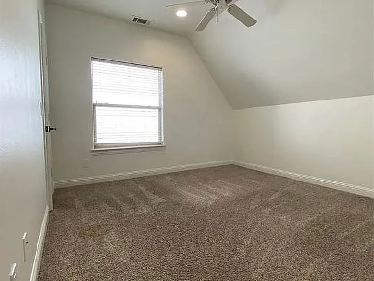 3421 Normandy Ave #4 — Photo 9