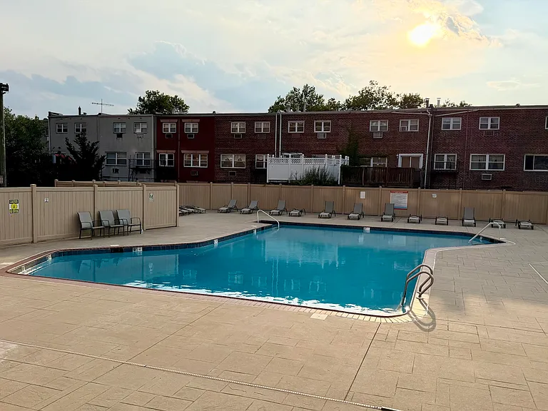 1225 Kennedy Blvd #2I — Photo 8