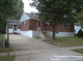 11 Dempsey Dr, Newark, DE 19713