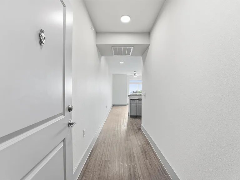6955 Turtlewood Dr #602 — Photo 2